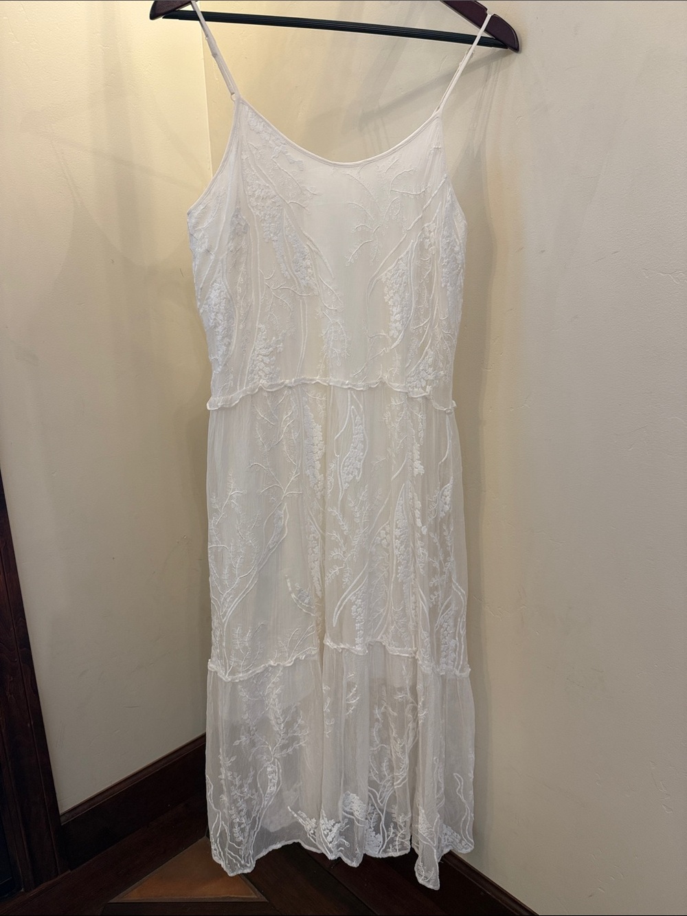 Silk breezy White Lace Tiered Slip Dress - Women